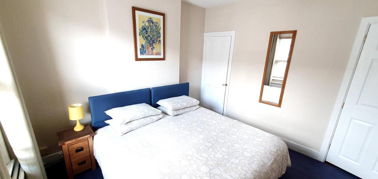 Comfortable Victorian 3 Bedroom Semi-Detached House With Fast Wi-Fi Sittingbourne Eksteriør billede