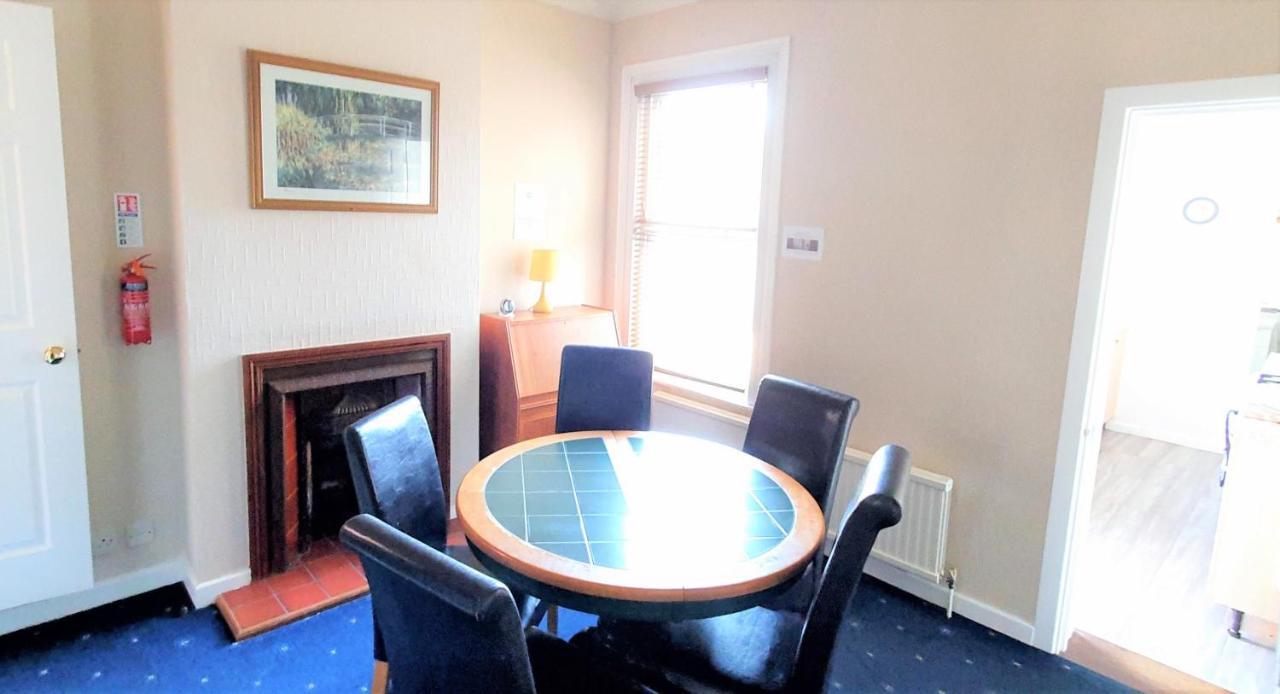 Comfortable Victorian 3 Bedroom Semi-Detached House With Fast Wi-Fi Sittingbourne Eksteriør billede
