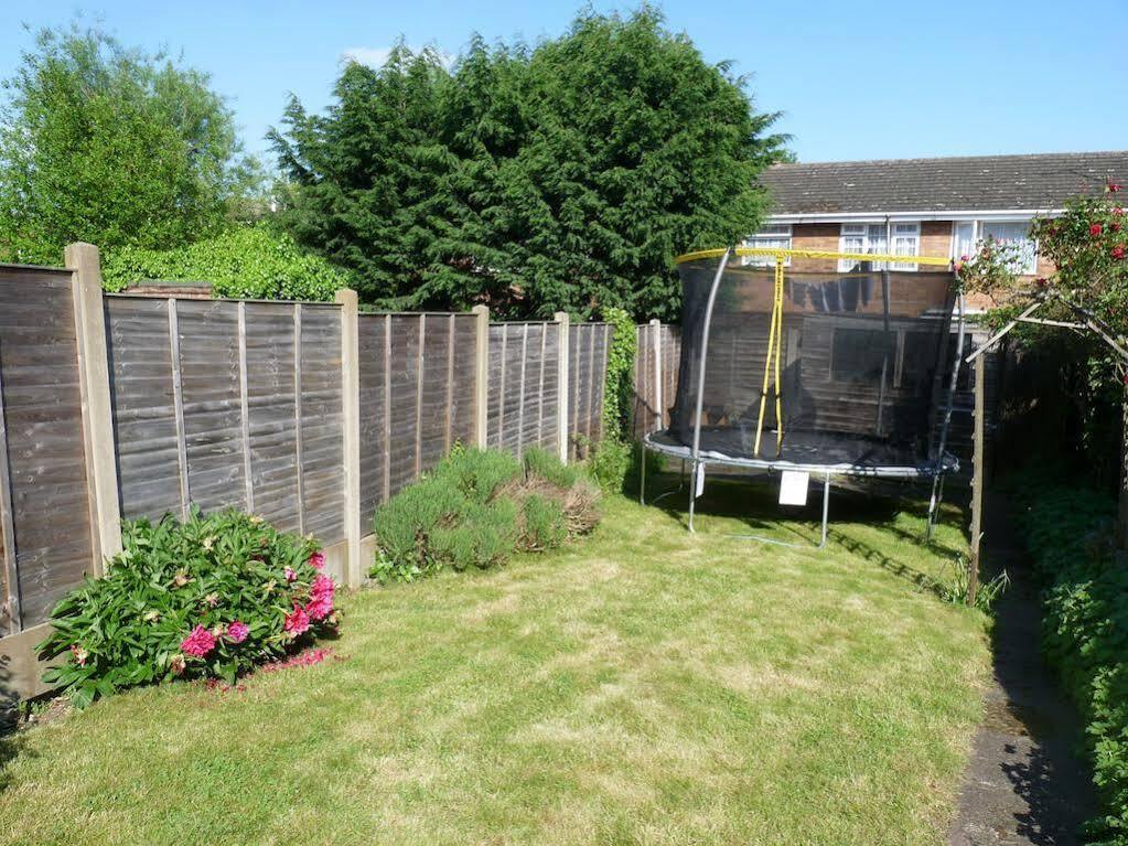 Comfortable Victorian 3 Bedroom Semi-Detached House With Fast Wi-Fi Sittingbourne Eksteriør billede